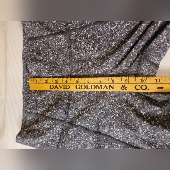 Athleta Salutation Pebble Beach Tight sz S - Picture 7 of 12